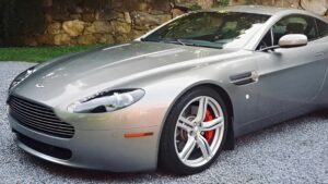 Aston Martin Vantage silver Color