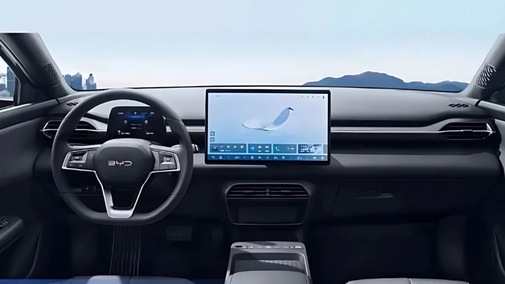 BYD e7 EV interior